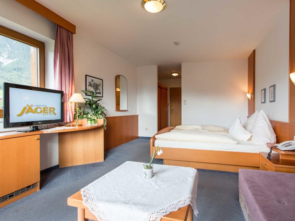Landhotel Jaeger Top Wildermieming Exterior foto